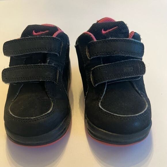 NIKE GIRLS VELCRO SNEAKER SIZE 7C MINT - Picture 4 of 5
